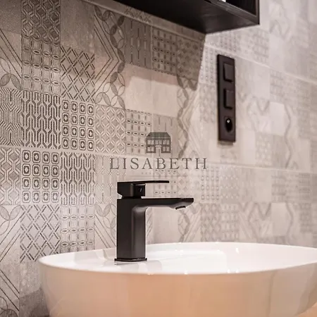 Lisabeth Aparthotel