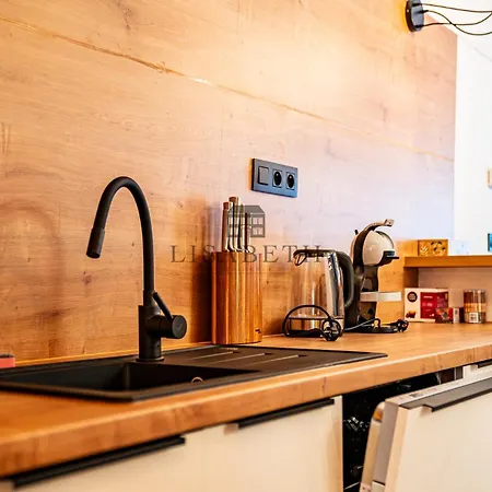 Lisabeth Aparthotel 4*