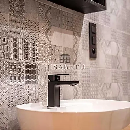 Lisabeth Apartmanhotel 4*